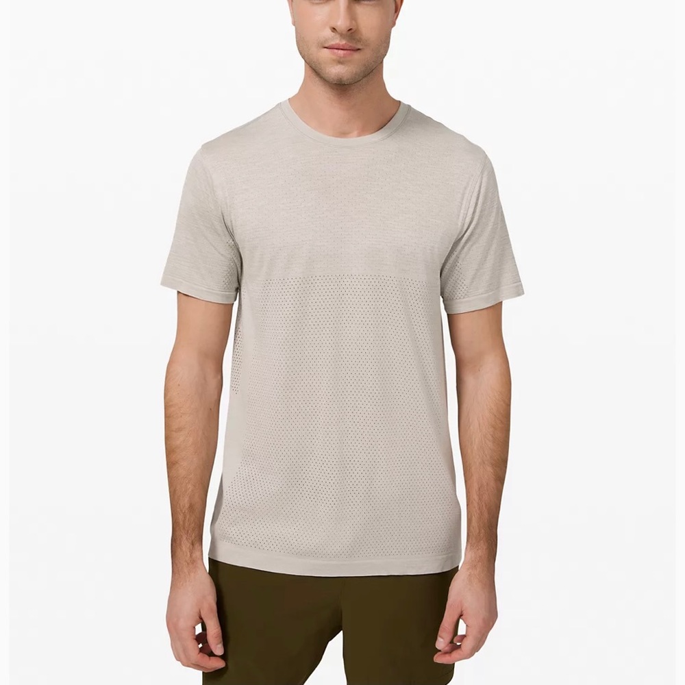 Lulu Lemon Metal Vent Breathe SS